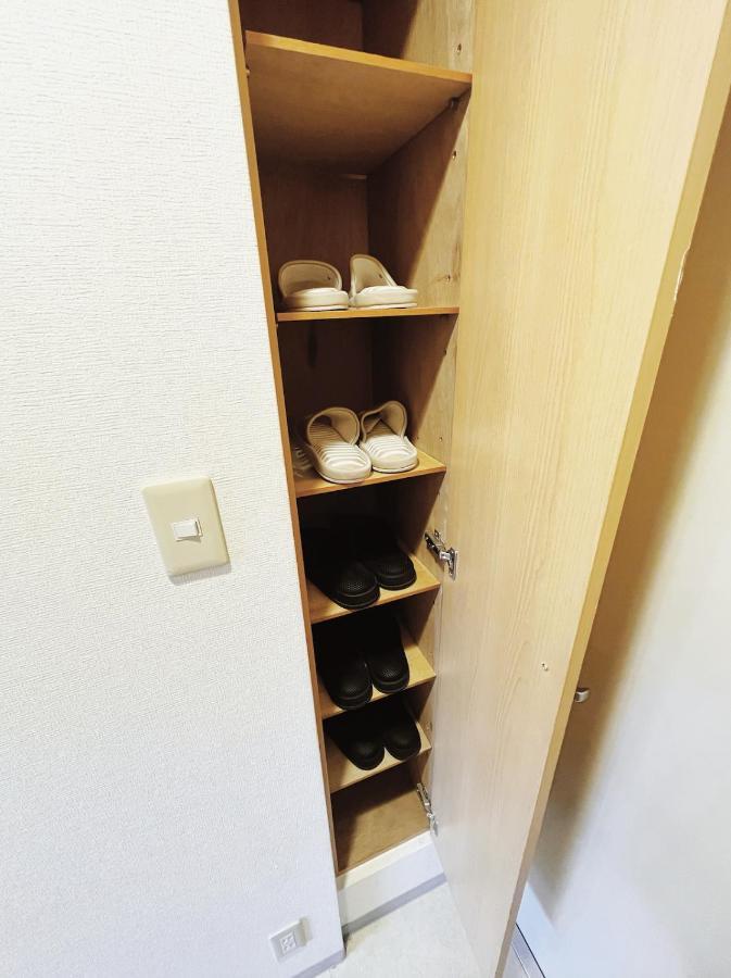 Yuri Guest House Osaka Exterior photo
